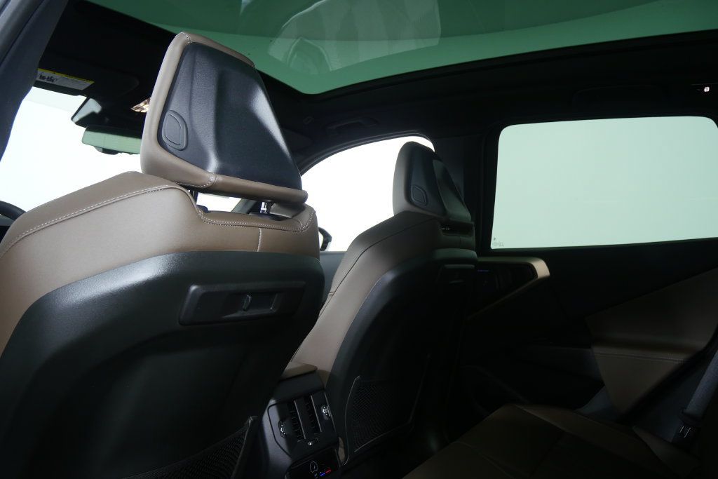 Used 2025 BMW X3 xDrive30i AWD/4WD image 17