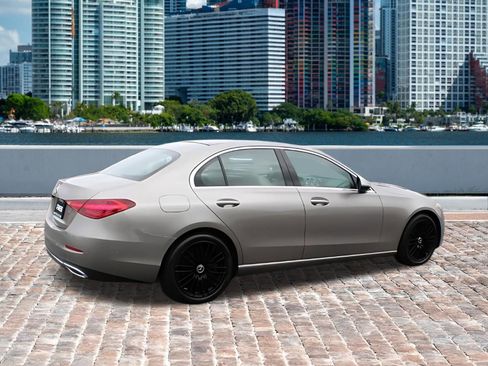 Used 2023 Mercedes-Benz C 300 Sedan image 5