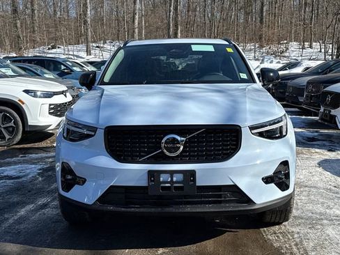 New 2026 Volvo XC40 B5 Plus w/ Protection Package Premier image 6
