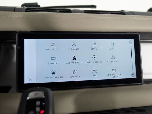 Used 2022 Land Rover Defender 110 X-Dynamic HSE image 19