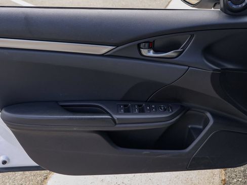 Used 2020 Honda Civic Sport image 22