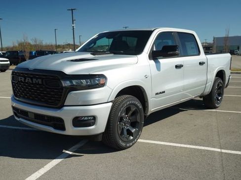 New 2026 RAM 1500 4x4 Crew Cab image 3