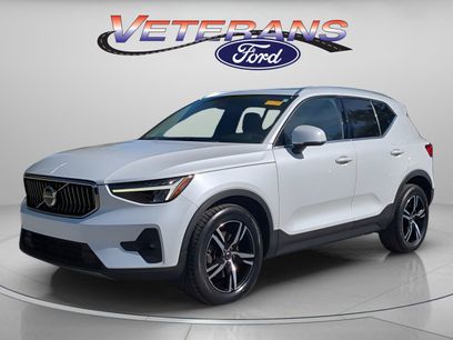Used 2023 Volvo XC40 B5 Plus