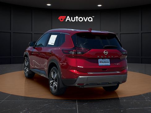 Used 2024 Nissan Rogue SL w/ SL Premium Package AWD/4WD image 3
