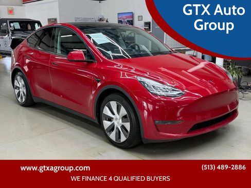 Used 2021 Tesla Model Y Long Range AWD/4WD image 1