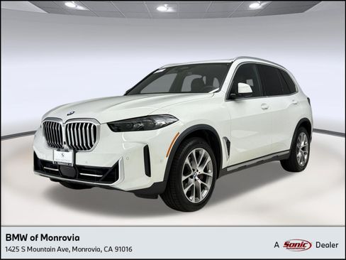 Used 2024 BMW X5 sDrive40i w/ Parking Assistance Package RWD image 1
