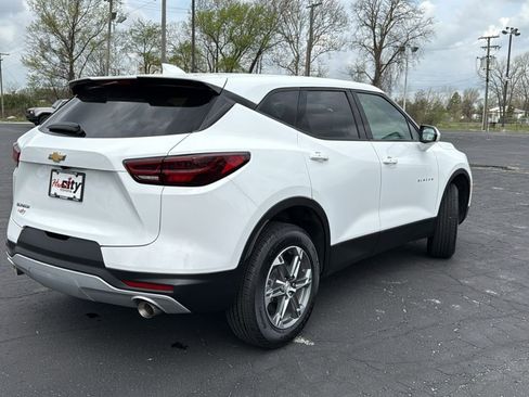 Used 2023 Chevrolet Blazer LT w/ Driver Confidence Package image 8