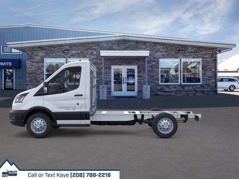 New 2025 Ford Transit 350 AWD w/ Interior Upgrade Package image 31