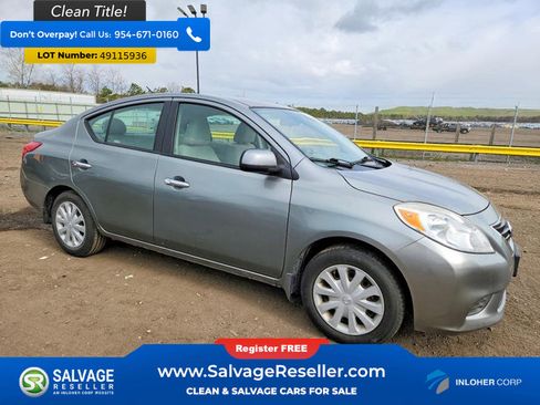 Used 2012 Nissan Versa SV FWD image 5