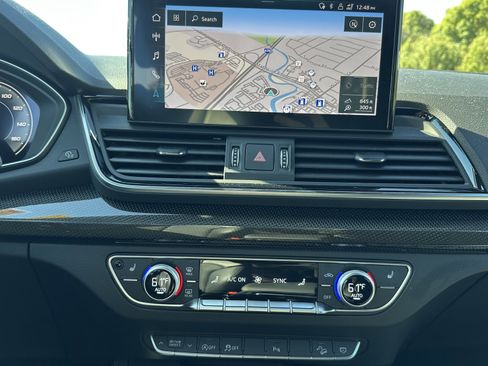 Used 2022 Audi SQ5 Premium Plus image 31