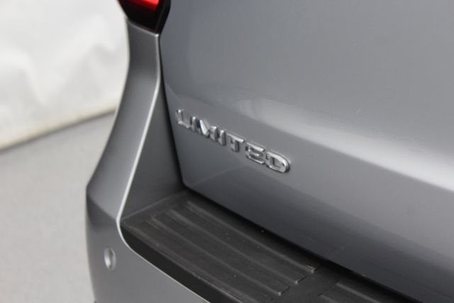 Used 2023 Ford Expedition Max Limited AWD/4WD image 12