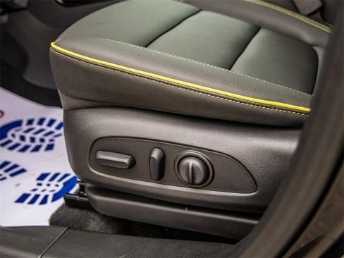 New 2025 Chevrolet TrailBlazer ACTIV w/ Convenience Package image 24