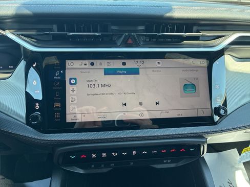 New 2026 Jeep Cherokee Limited AWD/4WD image 21