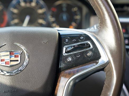 Used 2013 Cadillac XTS Platinum w/ Driver Assist Package image 38