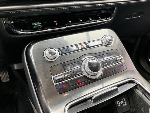 Used 2022 Lincoln Nautilus FWD image 31