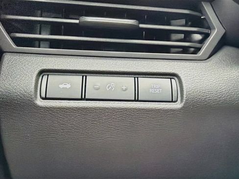New 2026 Nissan Altima 2.5 SV FWD image 14