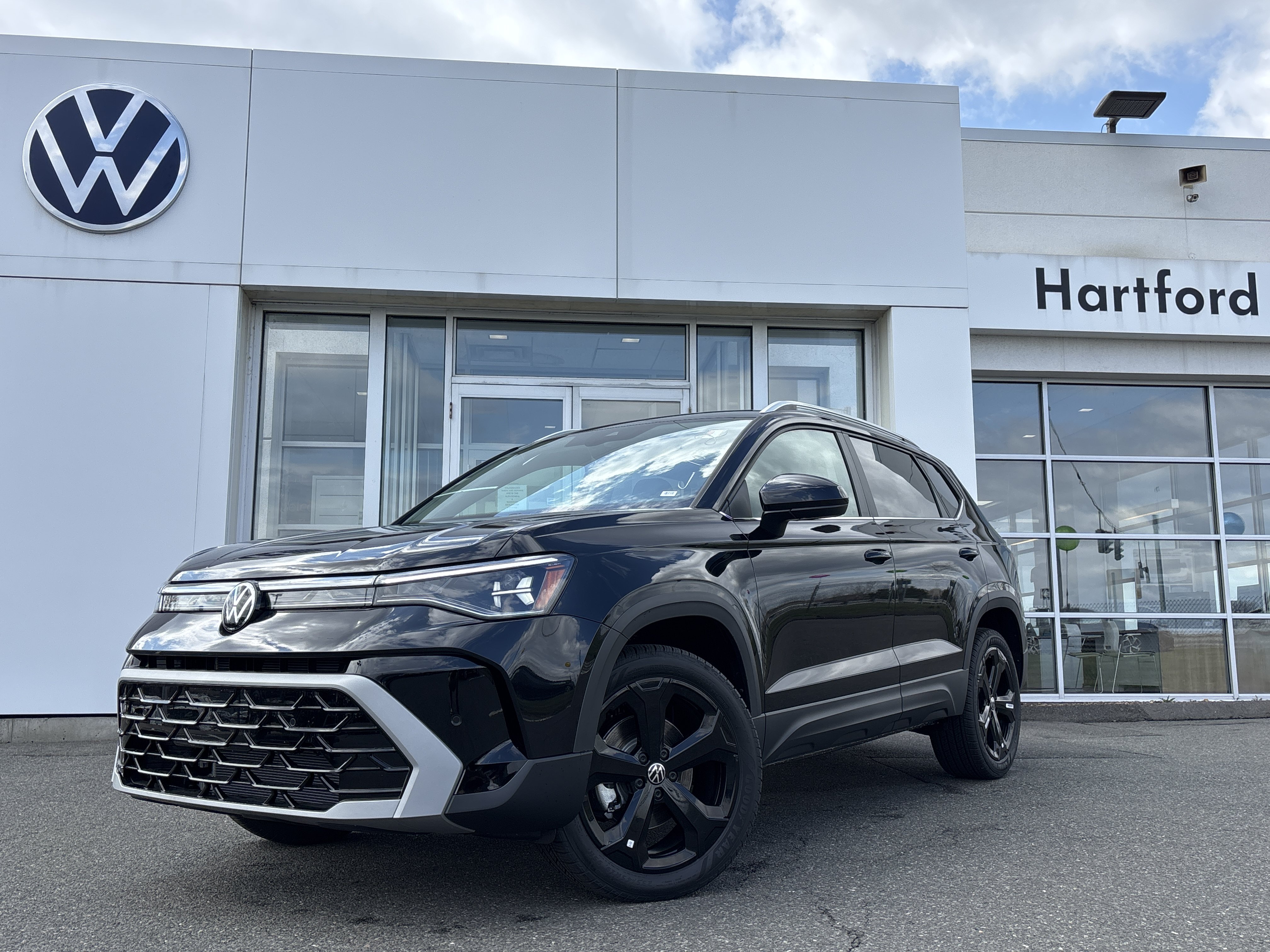 New 2026 Volkswagen Taos SEL AWD/4WD image 1