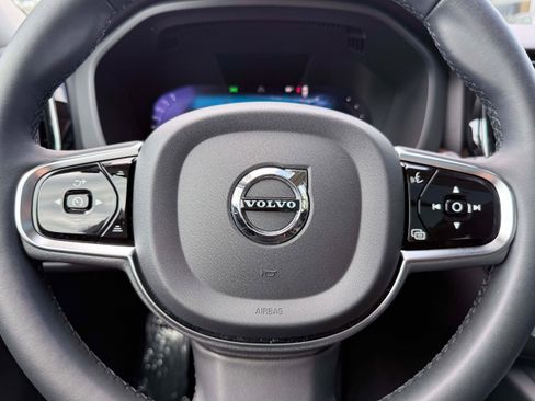Certified 2024 Volvo XC60 T8 Plus AWD/4WD image 20