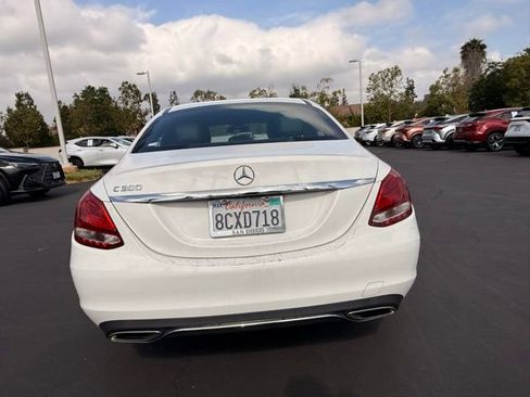 Used 2018 Mercedes-Benz C 300 Sedan image 9
