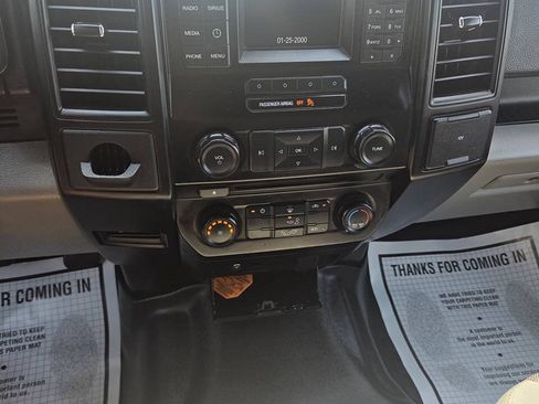 Used 2015 Ford F150 XL w/ Equipment Group 101A Mid RWD image 9