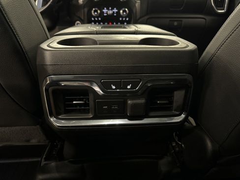 Used 2020 GMC Sierra 3500 Denali w/ Denali Ultimate Package image 29