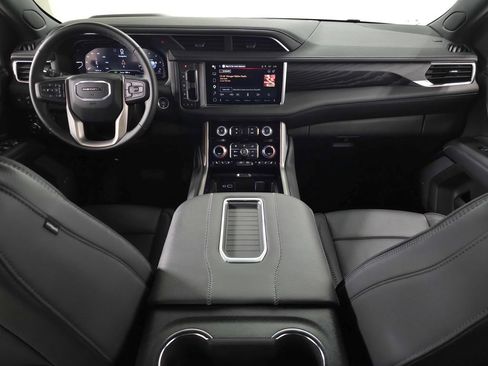 Used 2024 GMC Yukon Denali AWD/4WD image 14