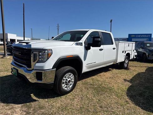 Used 2023 GMC Sierra 2500 Pro w/ Convenience Package image 1