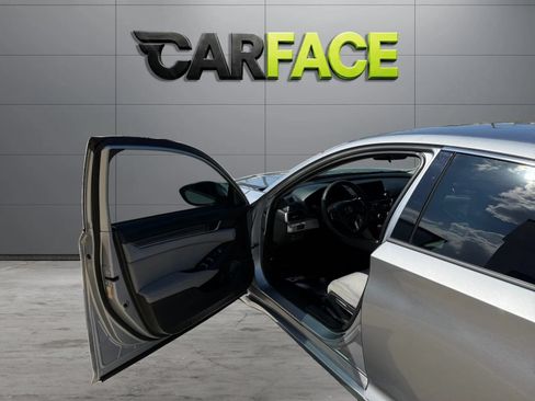 Used 2019 Honda Accord LX image 15