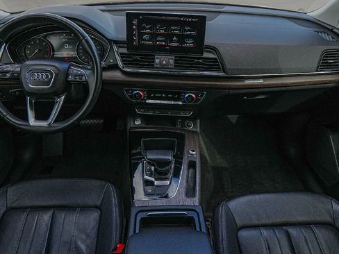 Used 2021 Audi Q5 2.0T Premium w/ Convenience Package image 24