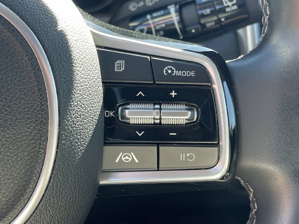 Used 2023 Kia Sorento S w/ Panoramic Sunroof Package AWD/4WD image 37