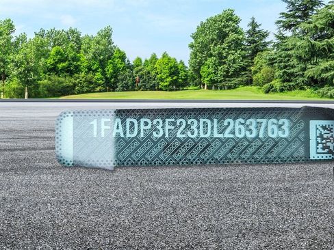 Used 2013 Ford Focus SE w/ SE Winter Pkg image 21