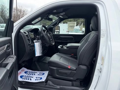 New 2025 RAM 5500 Tradesman image 18