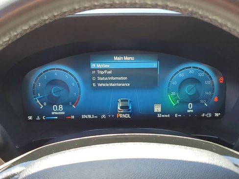 Certified 2024 Ford Escape Platinum AWD/4WD image 22