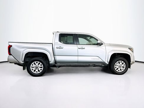 Used 2024 Toyota Tacoma SR5 image 10