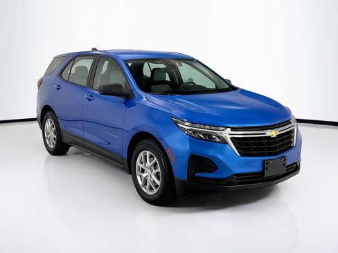 Used 2024 Chevrolet Equinox LS FWD image 3