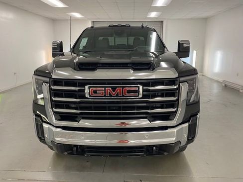 New 2025 GMC Sierra 2500 SLT w/ SLT Premium Package image 2