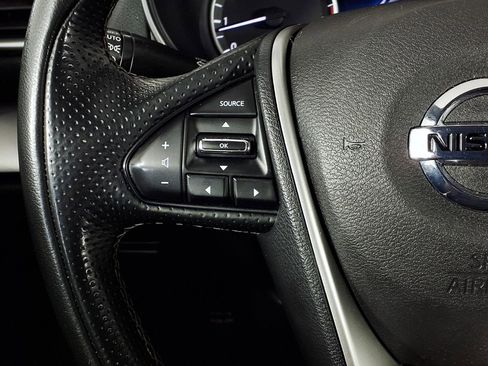 Used 2022 Nissan Maxima SV w/ Floor Mat Group FWD image 19