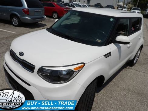 Used 2019 Kia Soul + image 24