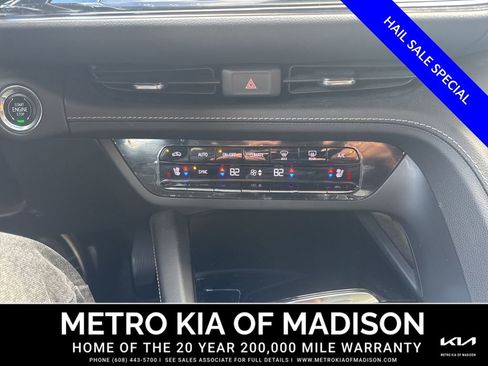 Used 2023 Buick Envision Avenir AWD/4WD image 20
