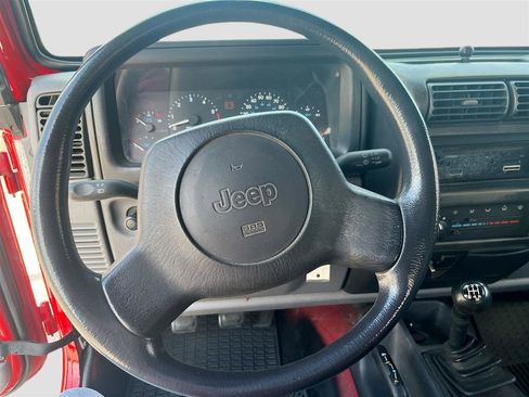 Used 1997 Jeep Wrangler SE image 11