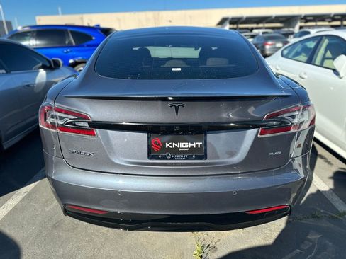 Used 2022 Tesla Model S Plaid image 5