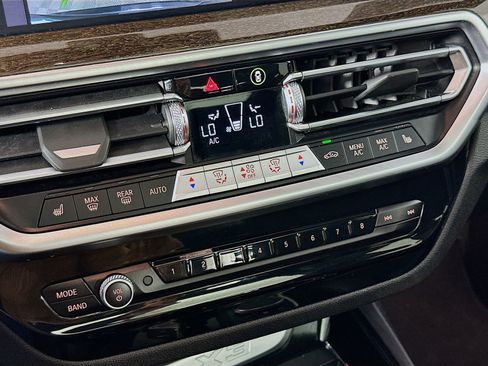 Used 2023 BMW X3 xDrive30i image 16