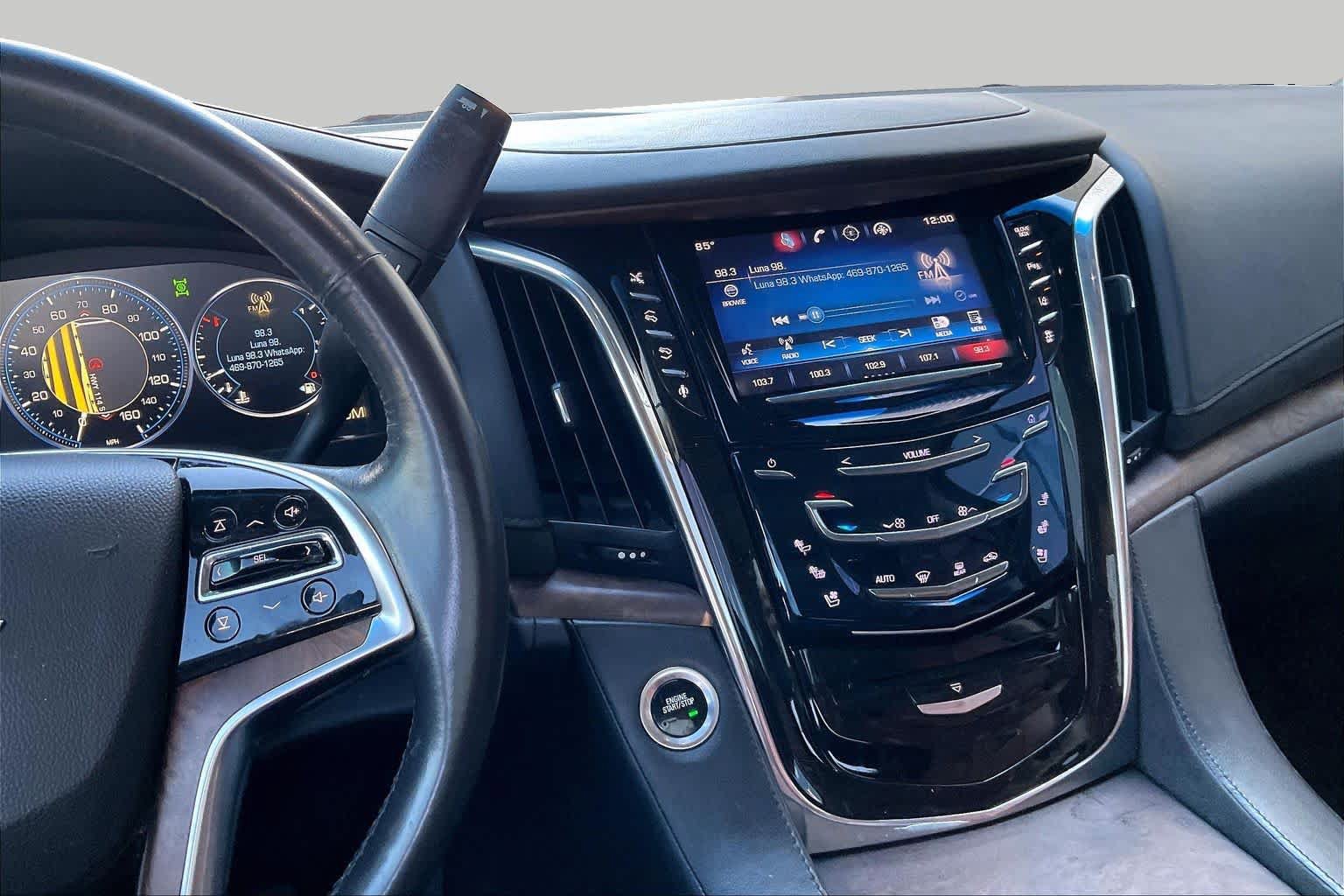 Used 2015 Cadillac Escalade Premium AWD/4WD image 7
