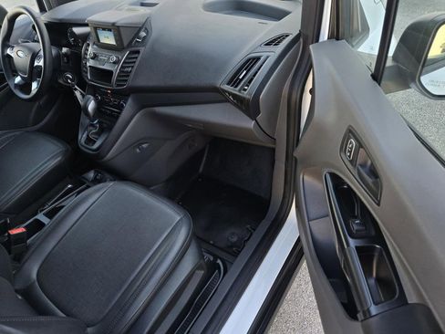 Used 2021 Ford Transit Connect XL image 7