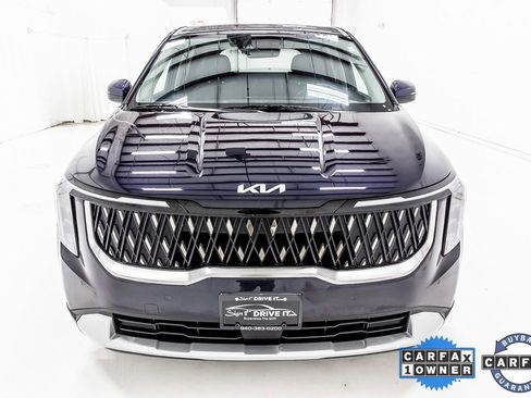 Used 2025 Kia Carnival LXS image 10