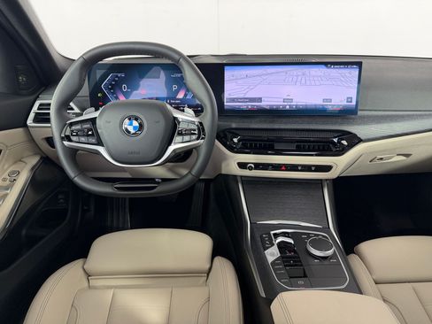 Used 2026 BMW 330i Sedan w/ Premium Package RWD image 32