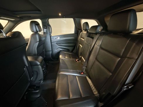 Used 2021 Jeep Grand Cherokee Limited w/ Premium Lighting Group AWD/4WD image 25