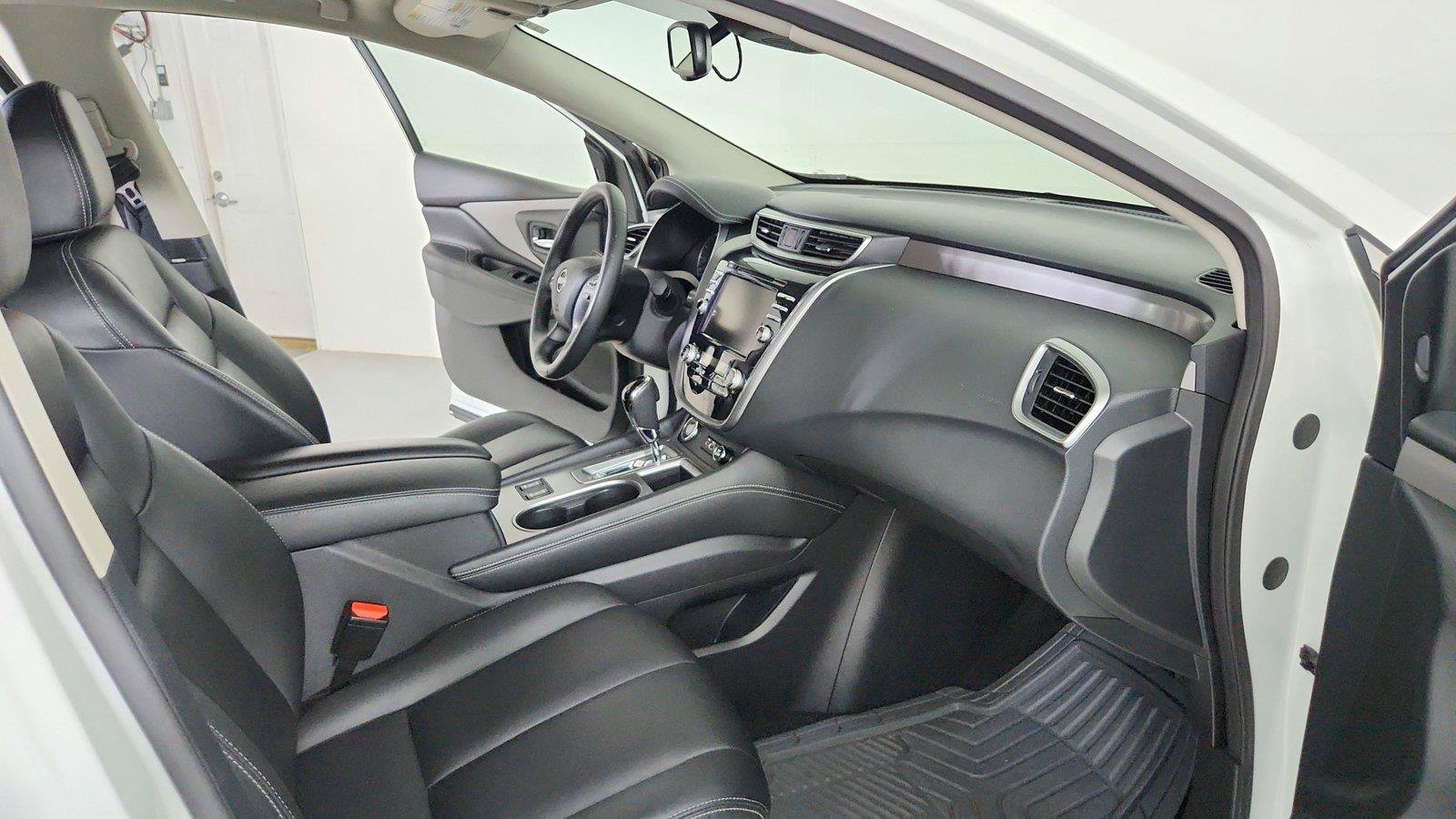 Certified 2024 Nissan Murano SV w/ SV Midnight Edition Package AWD/4WD image 27