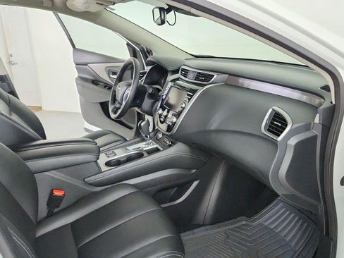 Certified 2024 Nissan Murano SV w/ SV Midnight Edition Package AWD/4WD image 27