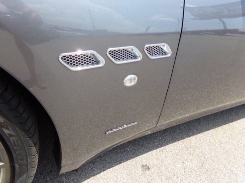 Used 2015 Maserati GranTurismo Convertible image 42